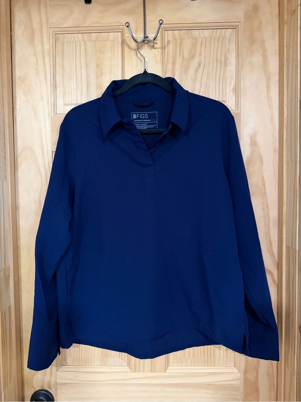 FIGS Women's Navy Long-Sleeve Scrub Polo